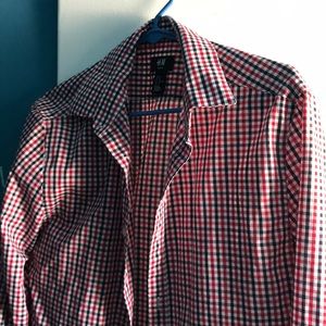Men’s Checkered Red and Black Button Up
